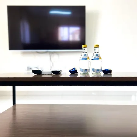 アパート Paros 1 Bedroom Kyklades パラリムニ