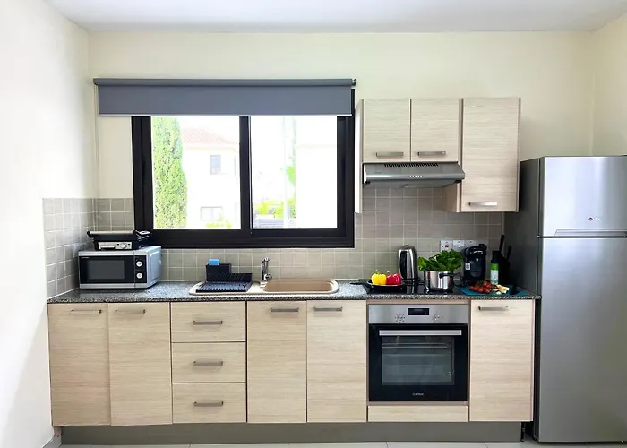 Paros 1 Bedroom Kyklades * Paralimni